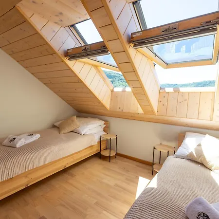 Holiday home Jaworowa Hill - Luksusowy Dom - Sauna Oraz Jacuzzi *